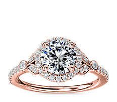 Petite Pavé Leaf Halo Diamond Engagement Ring in 14k Rose Gold (1/4 ct. tw.)